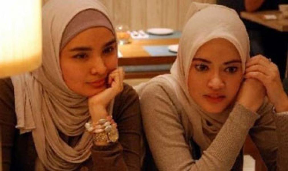 Astaghfirullah, Ternyata Masih Ada Pelarangan Jilbab di Tempat Kerja