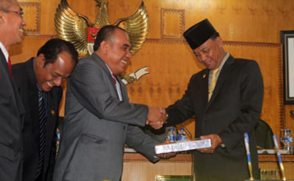 DPRD Rohil Gelar Paripurna Penyampaian LPP APBD 2013