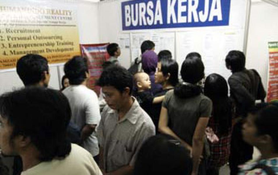 Diperkirakan Akhir Tahun 2014 Angka Pengangguran Menurun Di Siak.