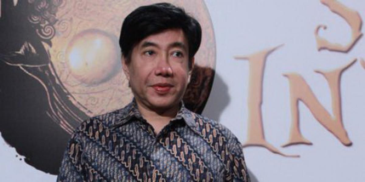 Guruh Soekarno Putra `Borong` Buku Milik Melayu
