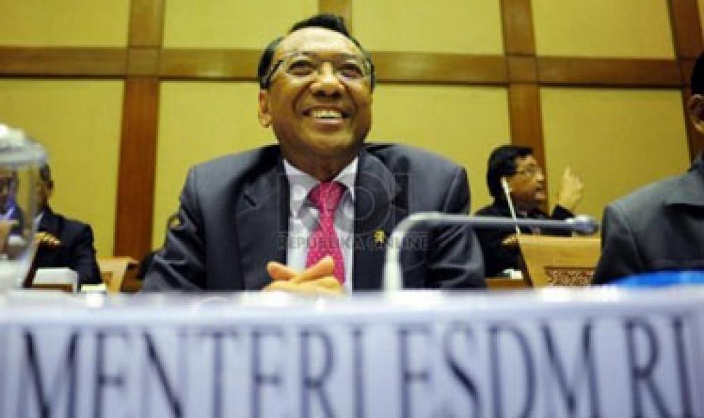 Jero Wacik Resmi Mundur dari Menteri ESDM