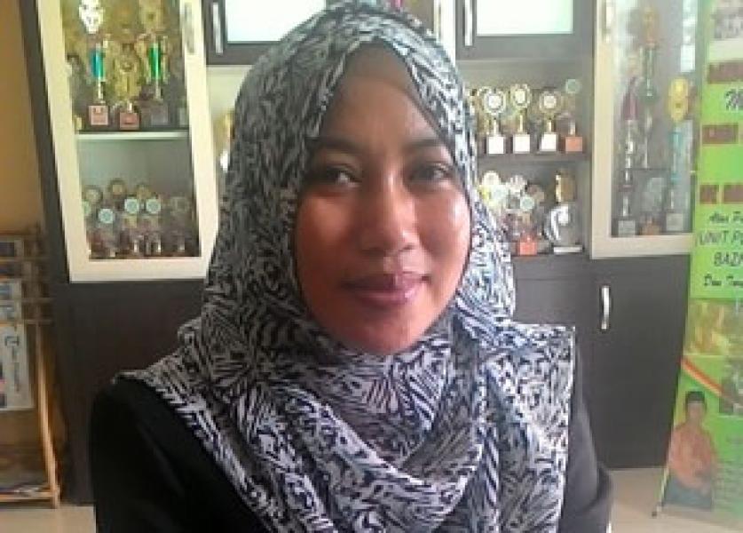 MAN 1 Dapat Bantuan Mesin Pencacah Sampah dari BLH