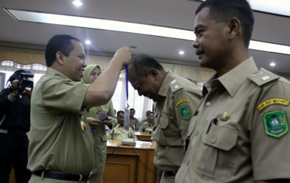 Mewujudkan Penataan Birokrasi  Pemerintahan yang Efisien dan Efektif