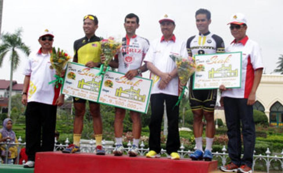 Pebalap Indonesia Raih Posisi Tiga Pada Etape III Tour de Siak 2014