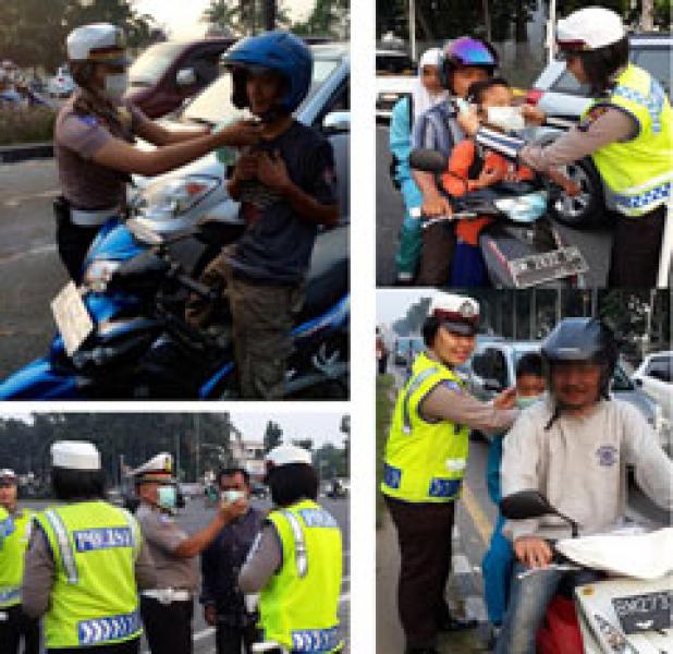 Pekan Lalu lintas, Sat Lantas Polresta Pekanbaru Bagi-bagi Masker