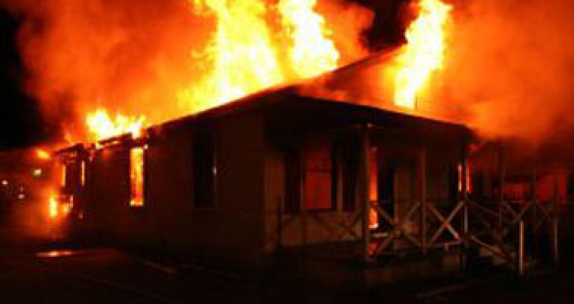 Rumah Pedagang Bumbu Terbakar