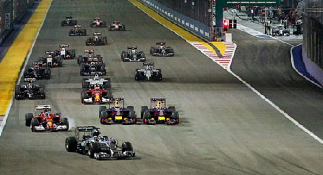 Taklukan Marina Bay, Hamilton Rebut Pucuk Klasemen
