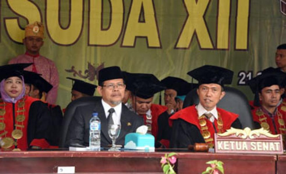 458 Mahasiswa Poltek Bengkalis Diwisuda