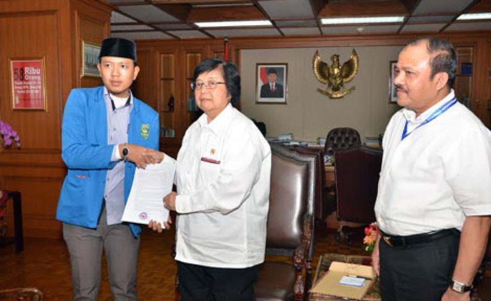 Bencana Asap Riau, Aliansi BEM se- Riau Sampaikan 6 Petisi Rakyat ke Presiden RI