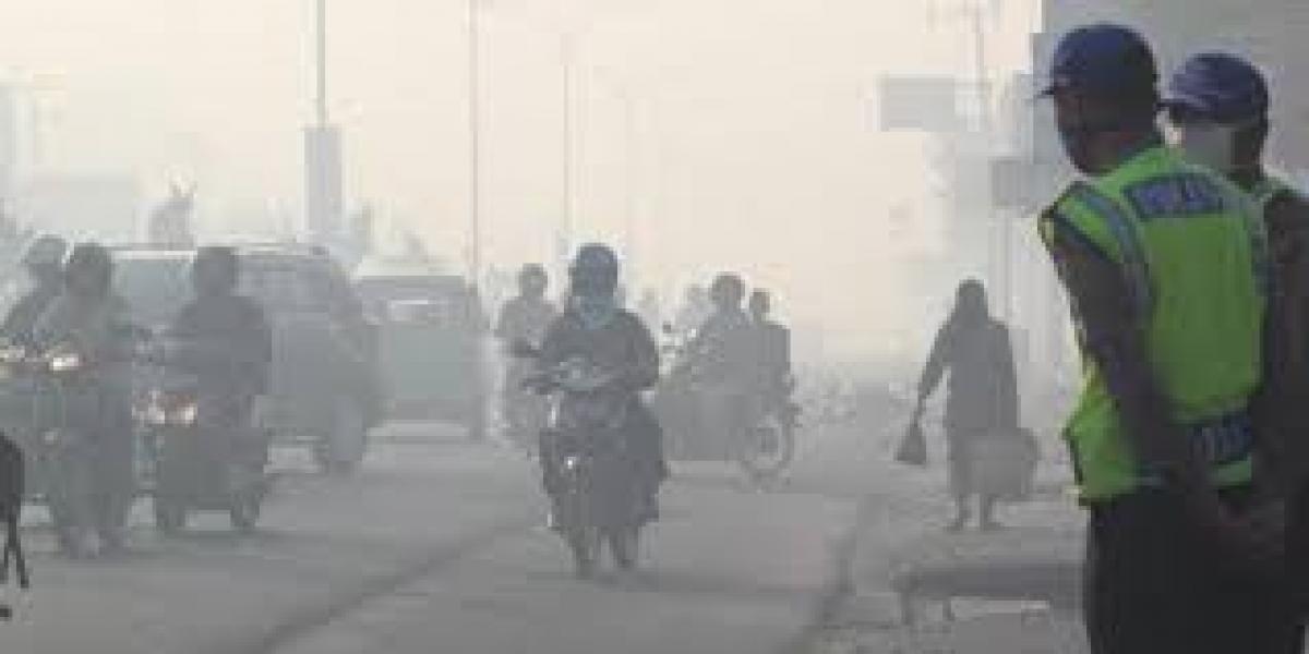 Kabut Asap Riau Semakin Memburuk, Empat Titik Api di Siak
