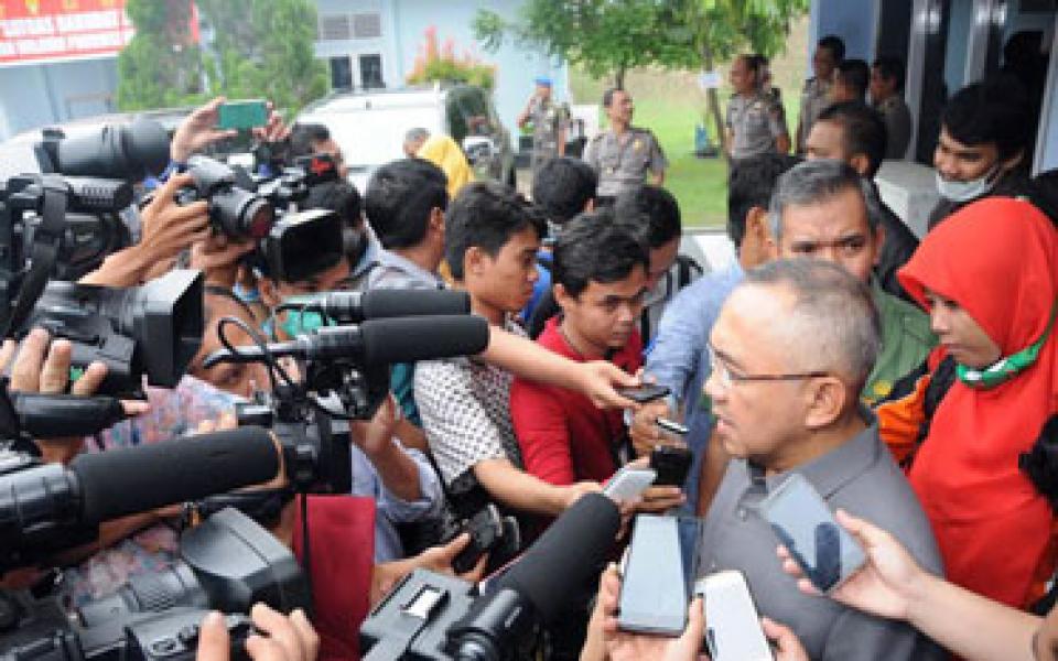 Lawan Asap, Plt Gubri Kumpulkan Seluruh Rektor dari Universitas Terkemuka di Riau