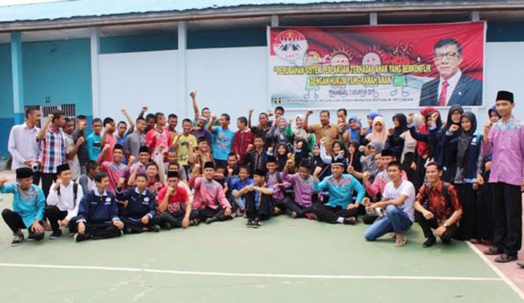MAN 1 Pekanbaru Kunjungi Lapas Anak