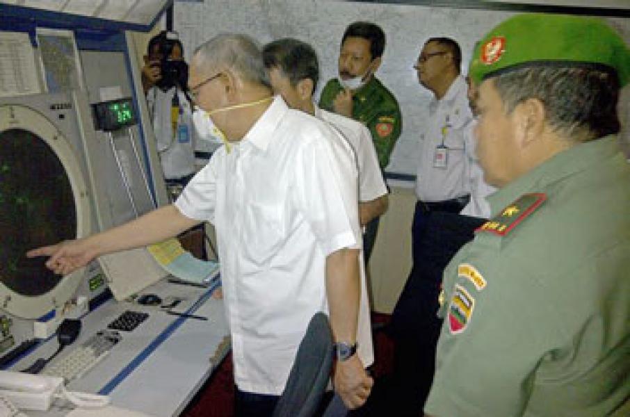 Selama Kabut Asap, Plt Gubri Stanby di Dua Tempat