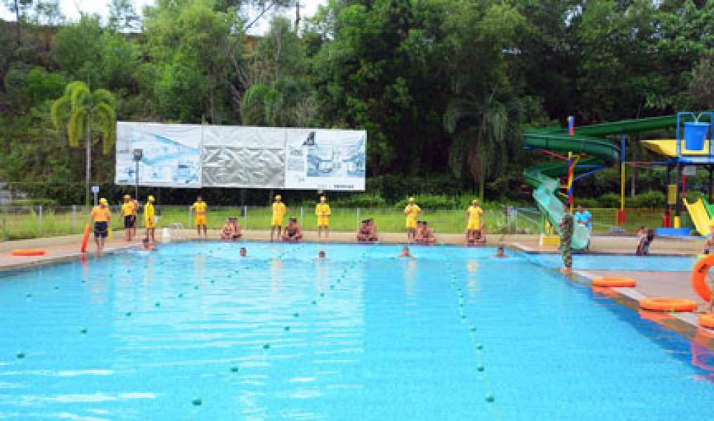 156 Calon Bintara Ikuti Tes Renang 50 M