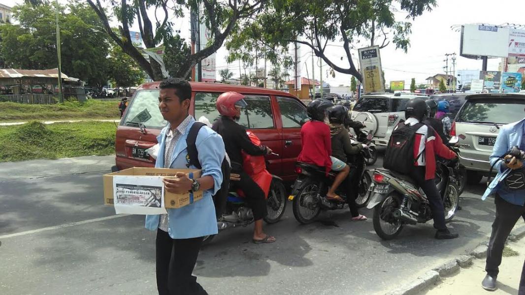BEM Universitas Riau Lakukan Aksi Penggalangan Dana Untuk BNN Provinsi Riau
