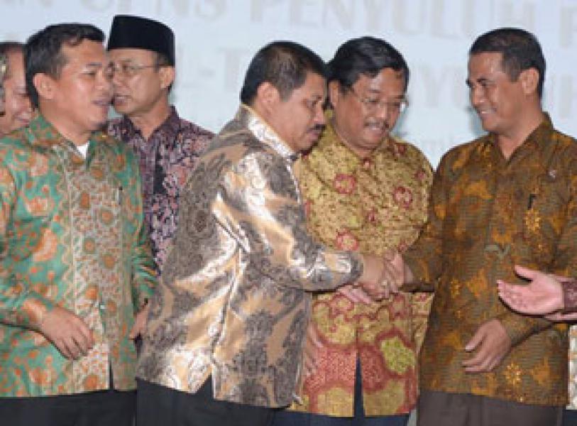 Bupati Bengkalis Tandatangani MoU Pengadaan CPNS Penyuluh Pertanian