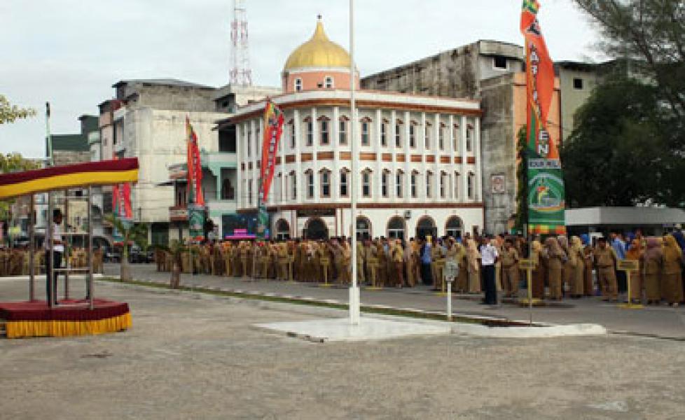 Bupati Suyatno Irup Hari Perhubungan Nasional