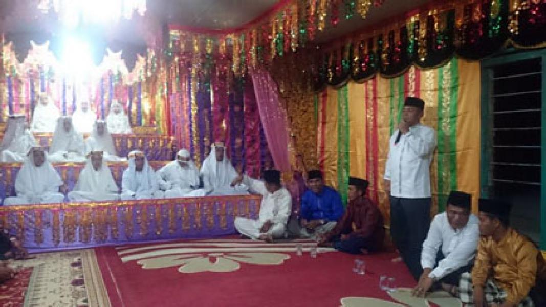Hadiri Qhatam Alquran Santri TPA, Bupati Harris Minta Tradisi Maghrib Mengaji Dilestarikan 