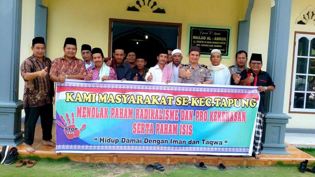 Kapolsek Tapung, Kampar, Ajak Warga Tolak Faham Radikalisme dan Pro Kekekrasan