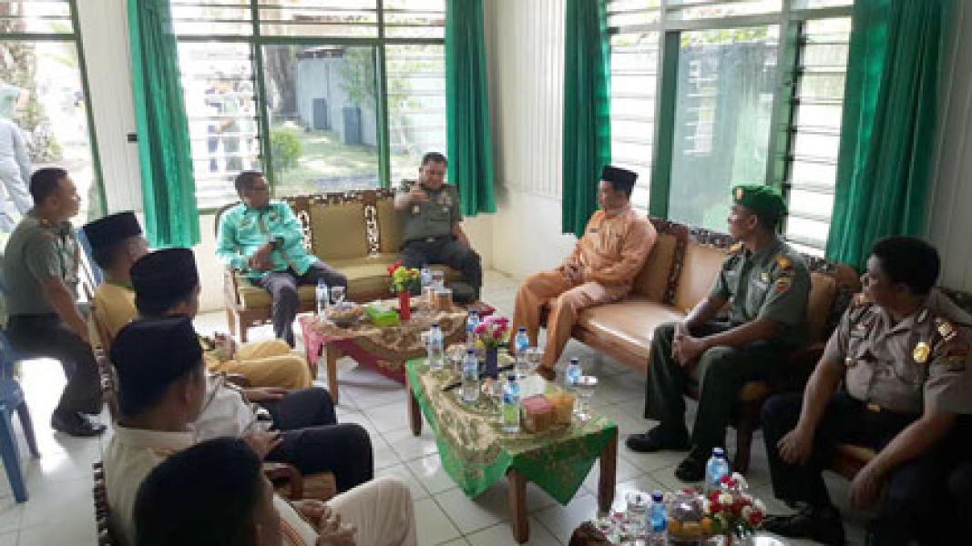 Kasrem 031/WIrabima Dampingi Pangdam I/Bukit Barisan Ke Koramil 04/Pangkalan Kuras
