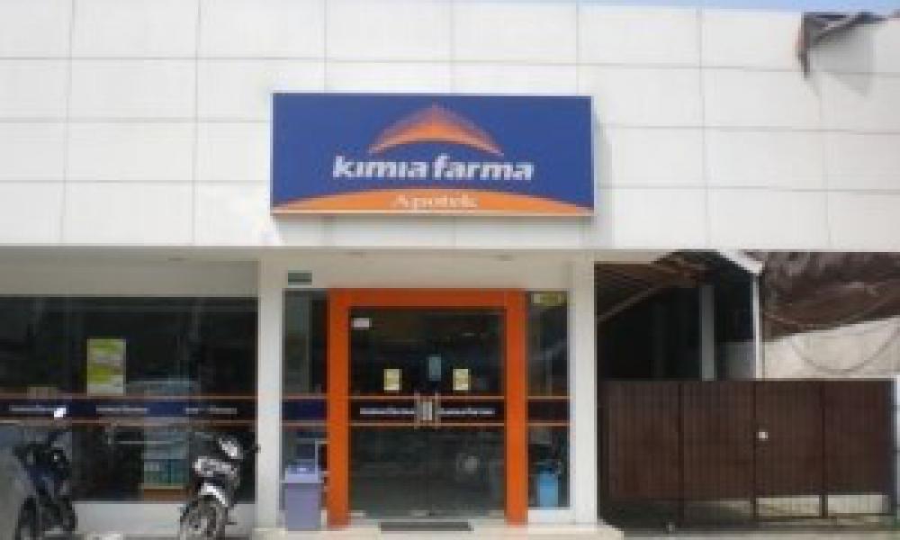 Kawanan Maling Satroni Apotik Kimia Farma Jalan H Imam Munandar