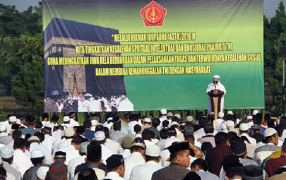 Mabes TNI Gelar Sholat Idul Adha 1437 H
