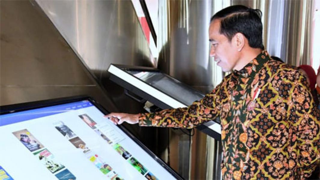 Jokowi: Negara Kita Terlalu Banyak Aturan, Saya Saja Pusing