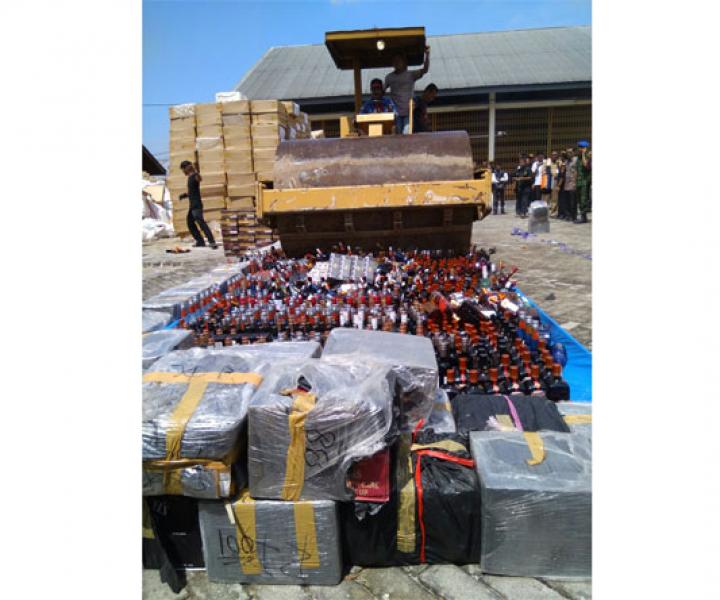 Lagi, Dirjen Bea dan Cukai Riau Sumbar Musnahkan Barang Bukti 