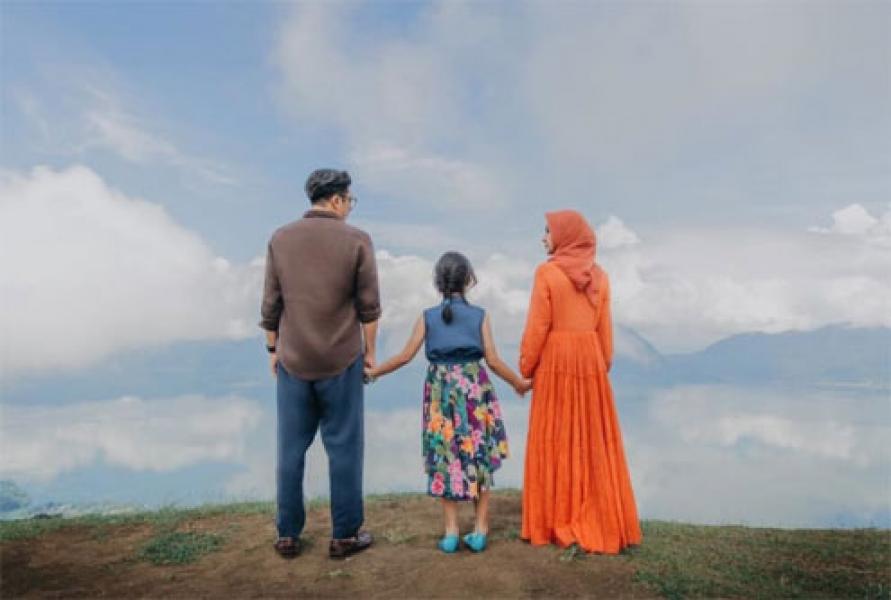 Momen Haru Emran saat Izin ke Anak untuk Nikahi Laudya Cynthia Bella