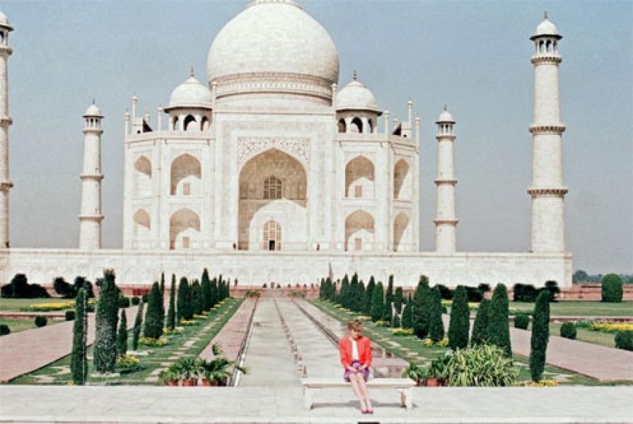 Pengadilan India Tetapkan Taj Mahal Peninggalan Islam
