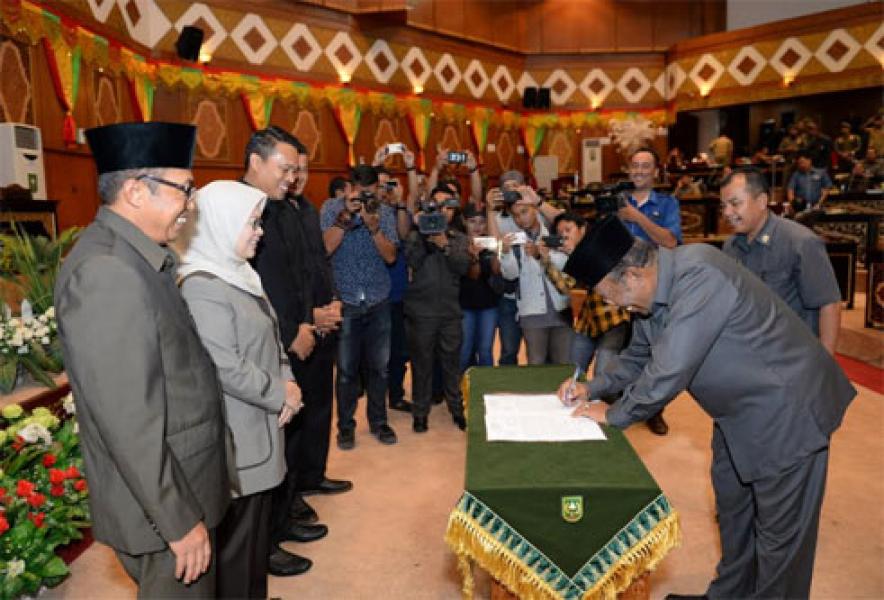 Perda RTRW Provinsi Riau 2017-2037 Disahkan