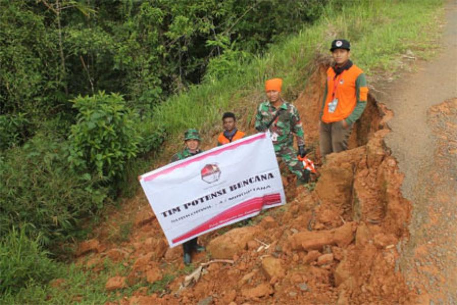 Potensi Tanah Longsor Di Distrik Waropko Didata Tim Ekspedisi NKRI 