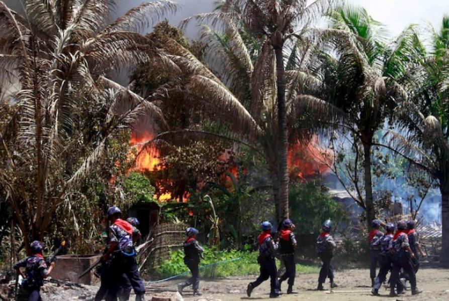 Serangan Tentara Myanmar Tewaskan Ratusan Muslim Rohingya