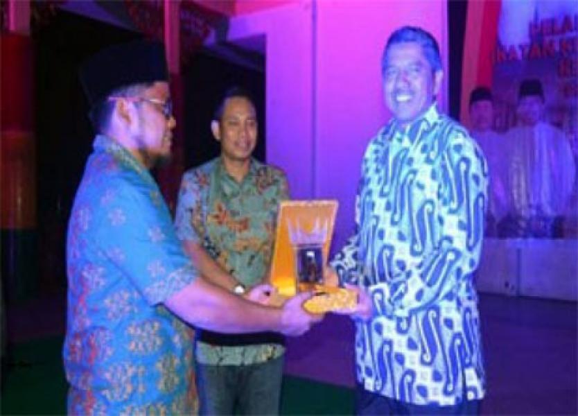 Wakil Bupati Alfedri Hadiri Pelantikan Pengurusan IKMR Kecamatan Siak