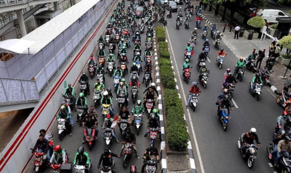Akhirnya, Ojek Online Akan Dikategorikan Angkutan Umum