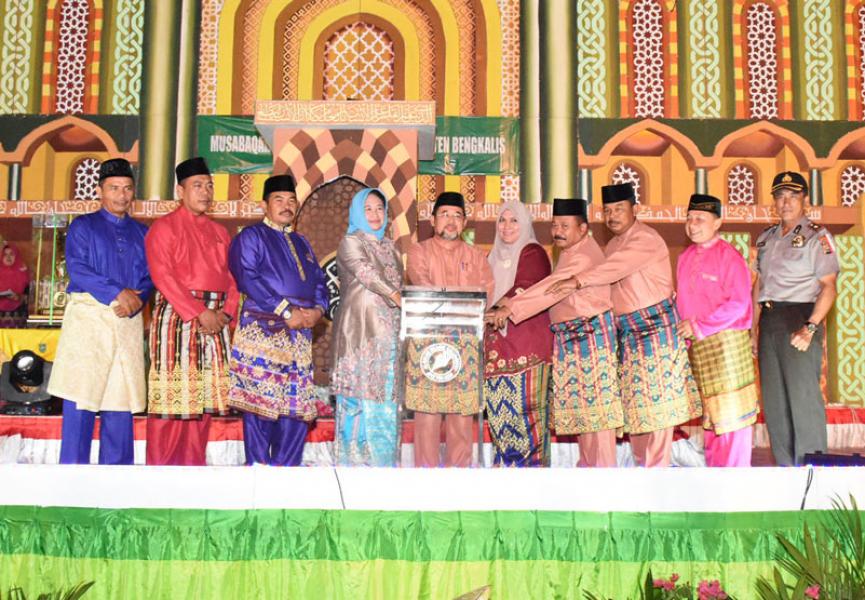 MTQ ke-43 Resmi Ditutup, 2019 Kecamatan Mandau Tuan Rumah MTQ ke-44