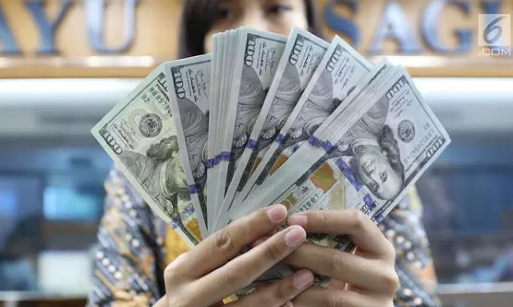 Pengusaha Sebut Pelemahan Rupiah Masuk Lampu Kuning