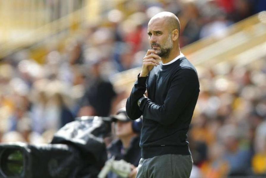 Pep Guardiola Bela Mourinho yang Tengah Dikritik