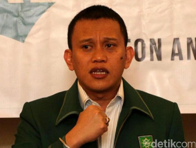 Sekjen PKB Diganti, Ada Apa?