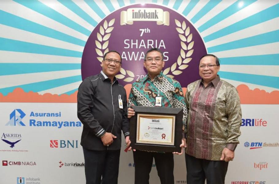 Unit Syariah Bank Riau Kepri Raih Predikat �Sangat Bagus� Di Ajang Infobank Award 2018