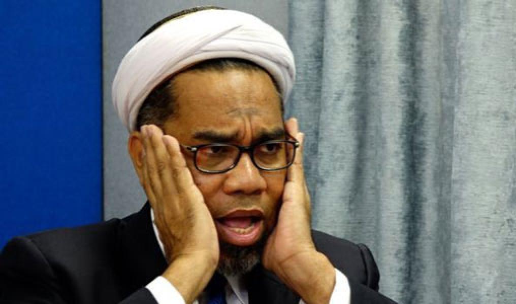 Waduh, Bakomubin Akan Somasi Ali Ngabalin karena Ini