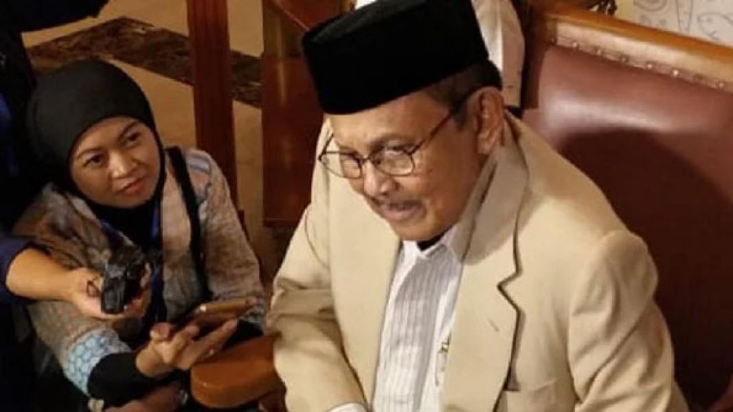 BJ Habibie Meninggal Dunia, Hoax!