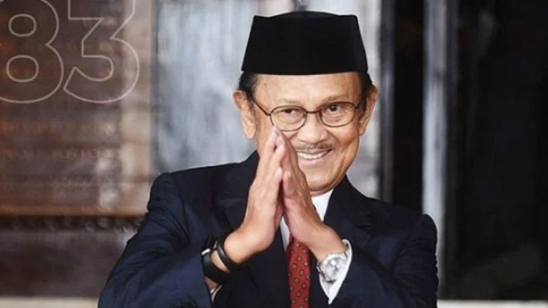 BJ Habibie Meninggal Dunia
