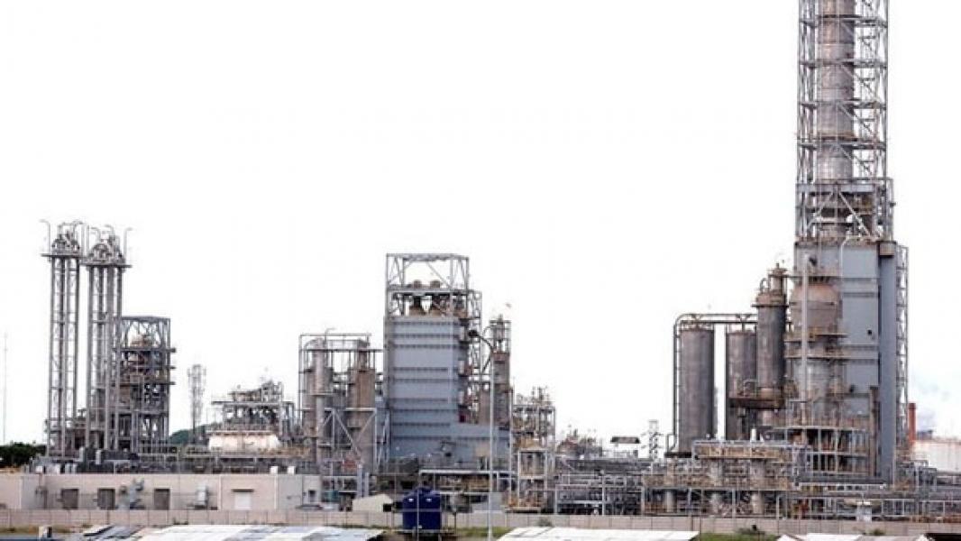 Bukan Cuma Tekstil & Baja, Industri Kimia RI juga Krisis