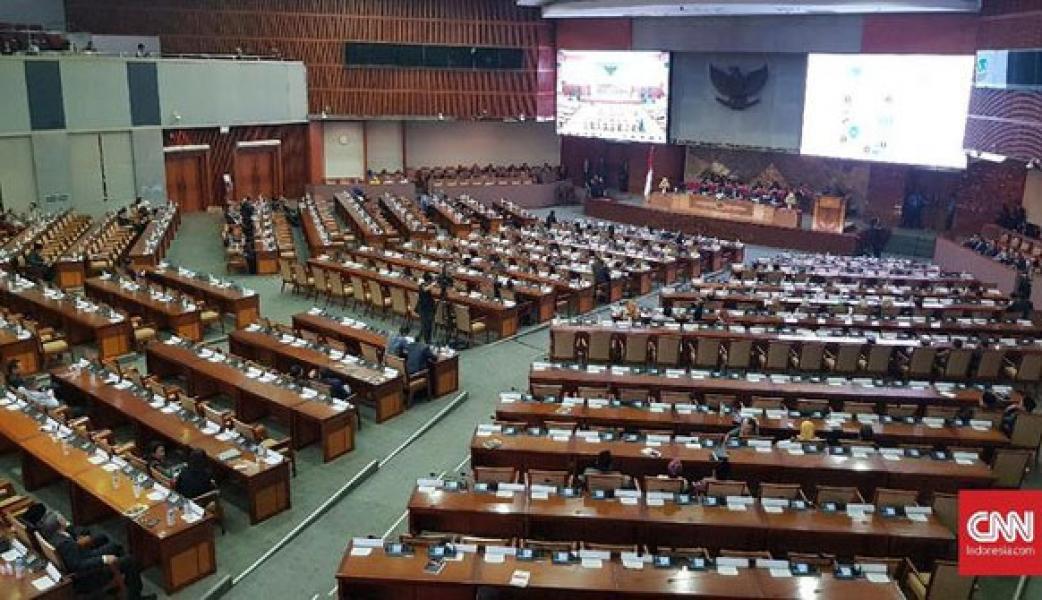 Kursi Kosong Warnai Rapat Paripurna DPR Pengesahan 6 RUU