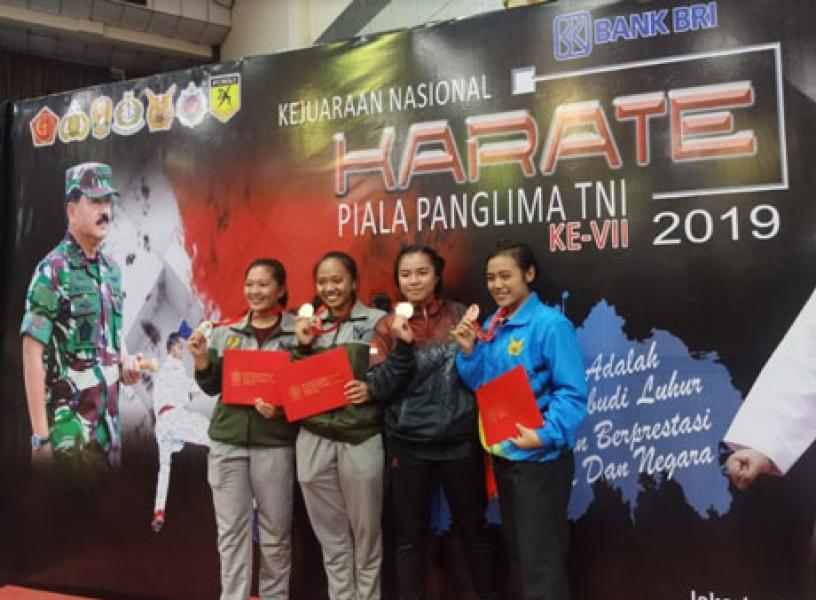 Mabes AD Pimpin Sementara Perolehan Medali Kejurnas Karate Panglima TNI Ke-VII