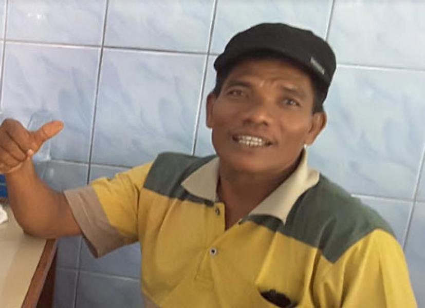 Masyarakat Desak Pemkab Siak Aspal Jalan Base Kampung Sungai Limau