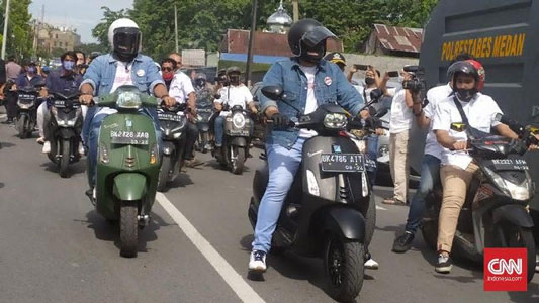 Bobby Konvoi Vespa ke KPU Medan, Pendukung Tak Jaga Jarak