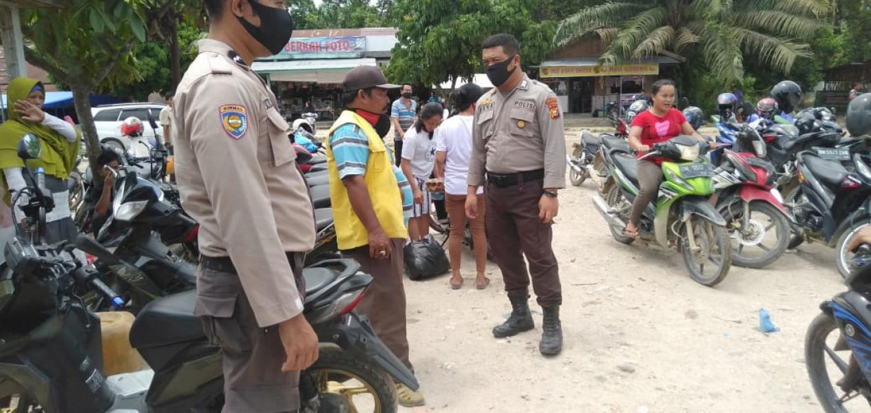 Pastikan Wilayahnya Aman, Polsek Langgam Segati Giatkan Patroli C3 dan Sosialisasi Protokol Kesehatan