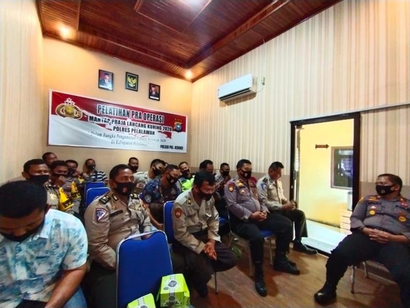 Personil Polsek Pangkalan Kerinci Ikuti Lat Pra Ops Mantab Praja Dalam Kesiapan Pemilihan Bupati dan Wakil Bupati tahun 2020